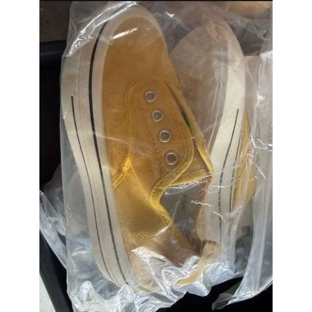 Thick-Soled Platform Shoes All-Season Round-Toe Slip-On Casual Sneakers 6.5 New